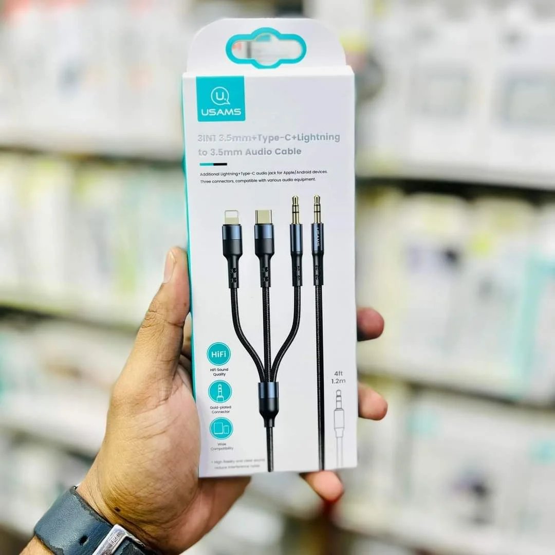 USAMS US-SJ556 3 IN 1 3.5mm+Type-C+Lightning to 3.5mm Audio Cable (1.2M/3.9 Feet)