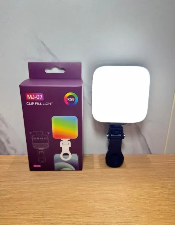 MJ-07 RGB Pocket Fill Light for Live Photography Lighting
