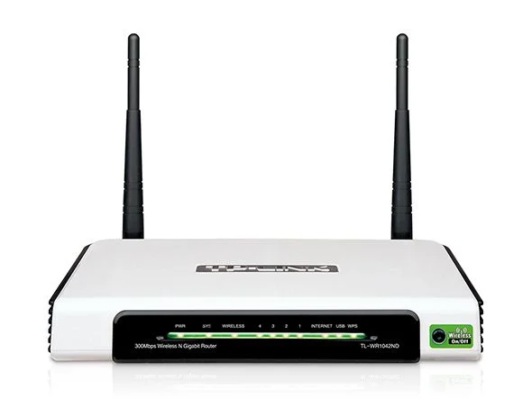 TP-LINK 300 mbps Wireless and Gigabit Router (TL-WR1042ND)