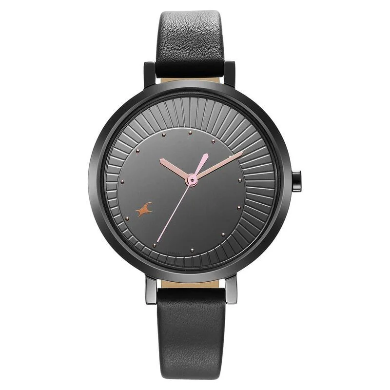 Fastrack Style Up Black Dial Leather Strap Watch for Girls (NS6230NL02)