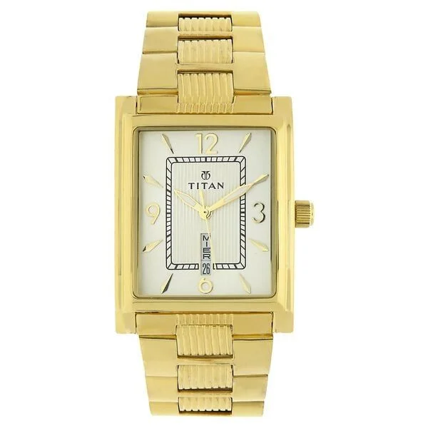 Titan Champagne Dial Analog with Day and Date Stainless Steel Strap Watch for Men (NR90024YM07)